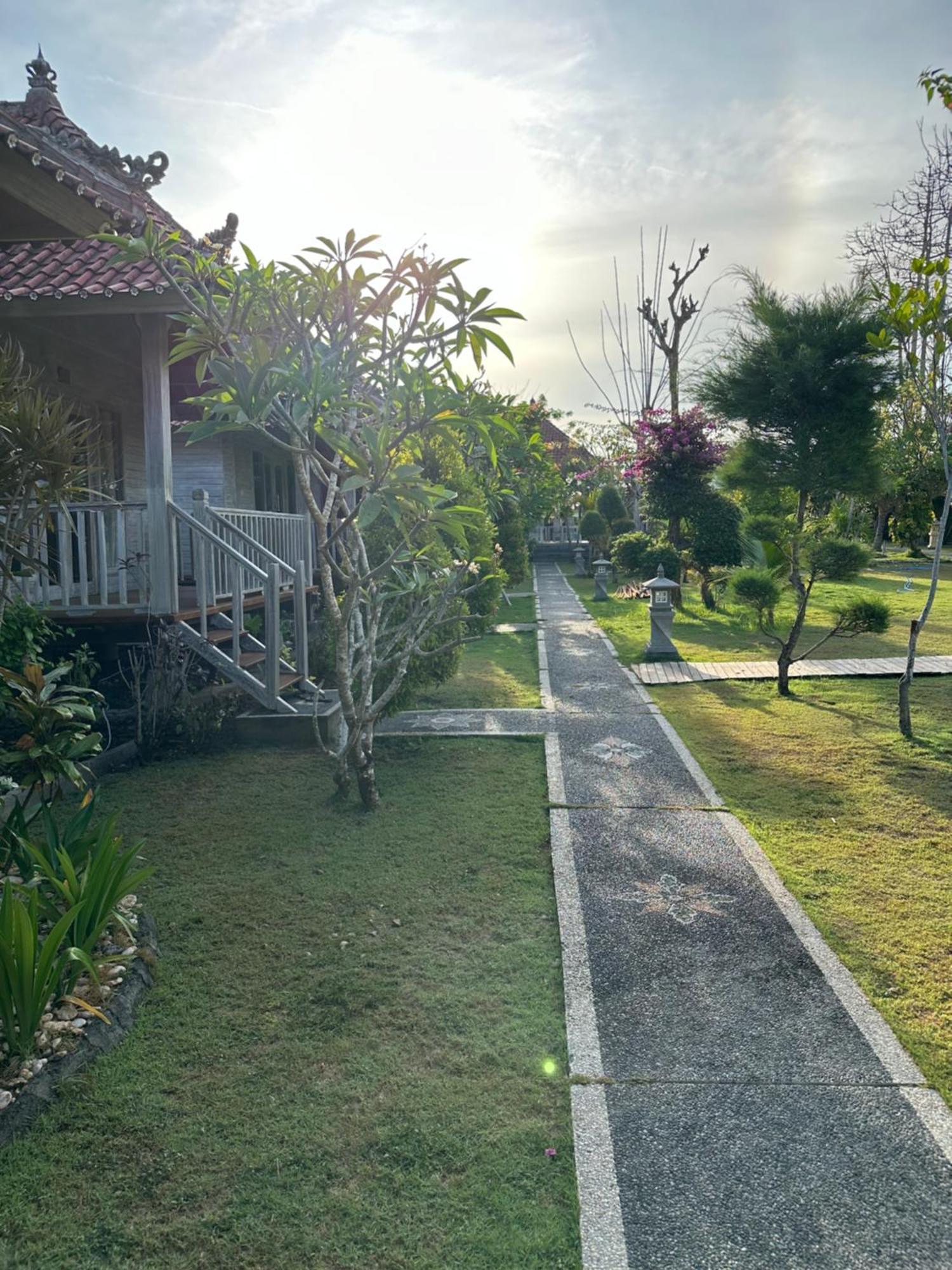 Hotel The Niti Hut'S Lembongan Esterno foto