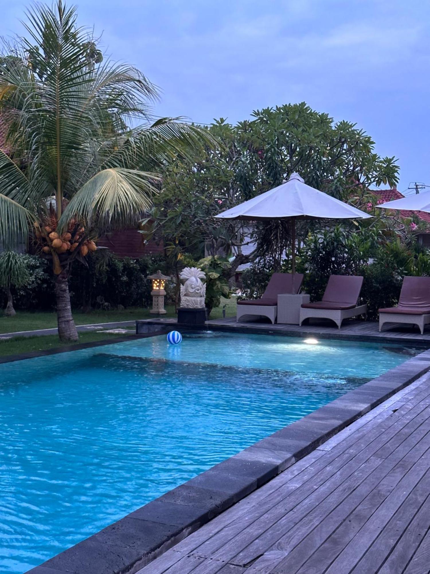 Hotel The Niti Hut'S Lembongan Esterno foto